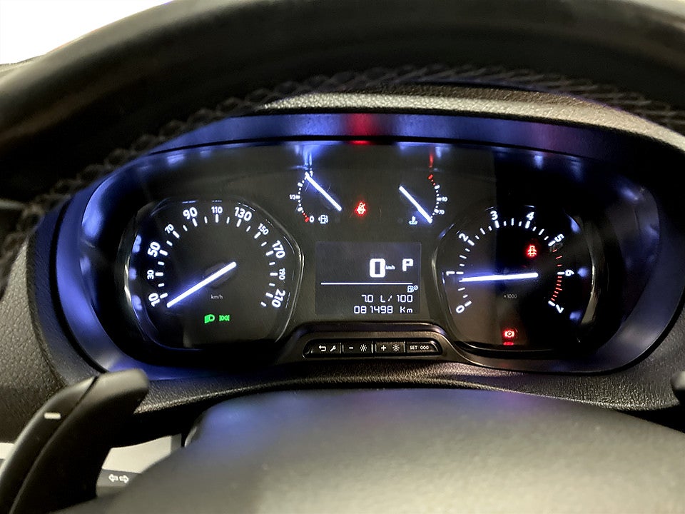 Bild på Peugeot Expert PRO+ 2.0 BHDi 145hk Aut L3 B-KAMERA DRAG