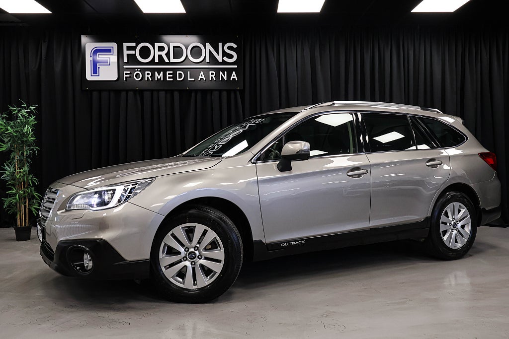 Subaru Outback 2.0 4WD AUT | DRAGKROK | VÄRMARE | B-KAMERA | KEYLESS 