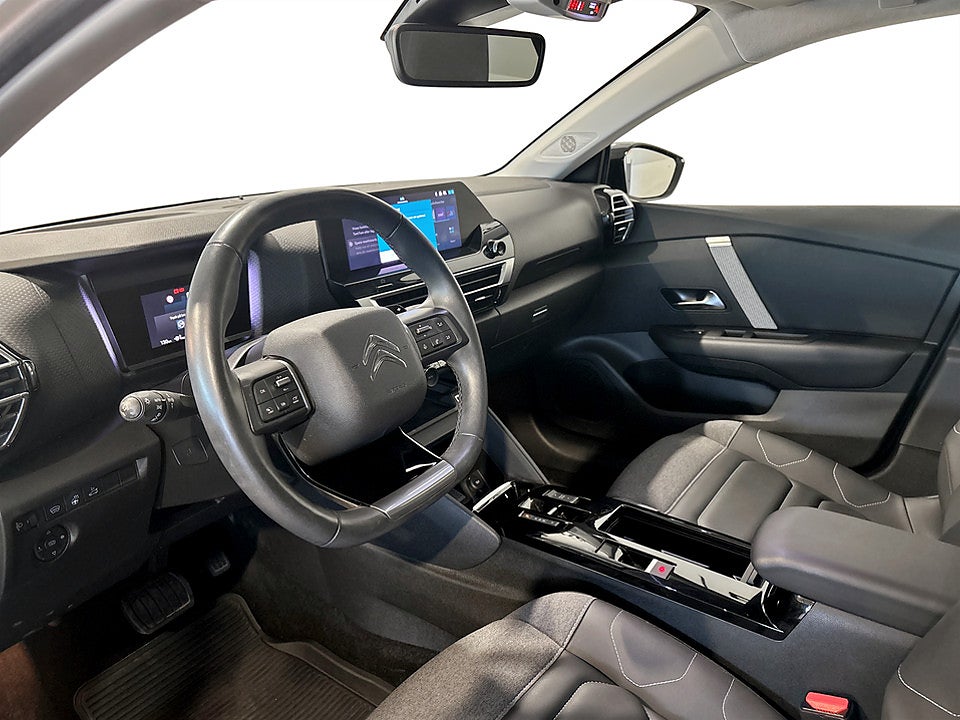 Bild på Citroen C4 Shine 1.2 PT 130hk Aut B-KAMERA CARPLAY