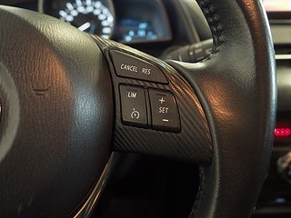 Halvkombi Mazda 2 16 av 20