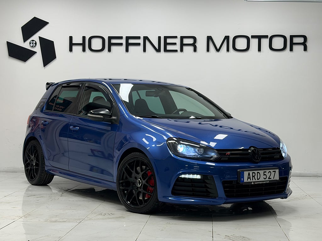 Volkswagen Golf 5-dörrars R 2.0 TSI 4Motion SKALSTOLAR|PADDLAR PDC GPS 