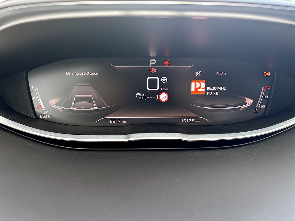 Bild på Peugeot 5008 GT 1.2 PT 130hk Aut 7-SITS B-KAMERA CARPLAY