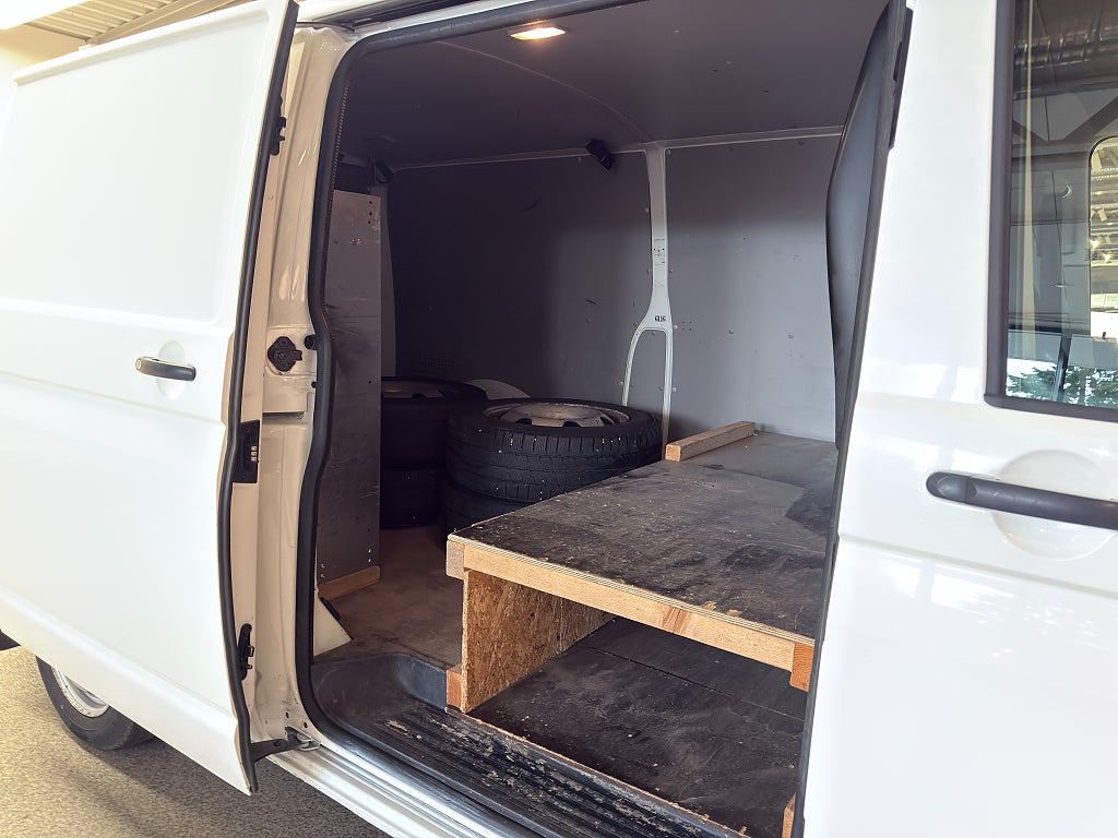 Volkswagen Transporter T30 2.0 TDI 150hk 4Motion DSG | Drag