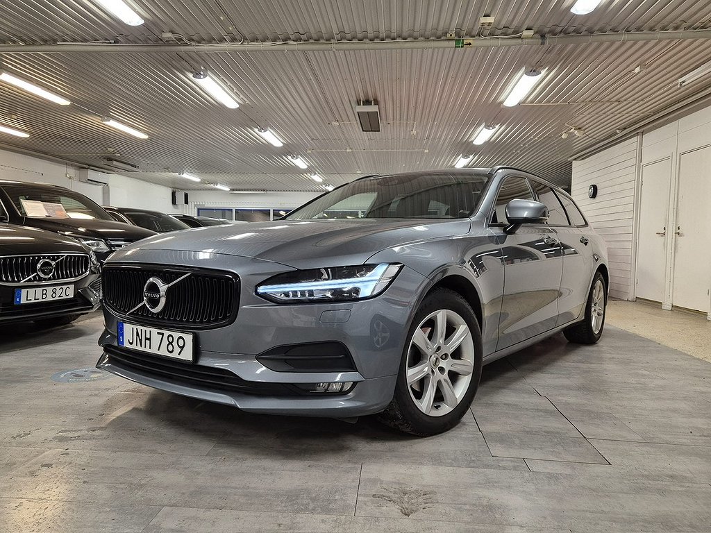 Volvo V90 D3 Business, Drag, Kamera, Navi 