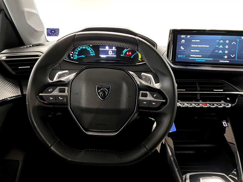 Bild på Peugeot 208 Style Hybrid 100hk Aut CARPLAY BACKSENSORER
