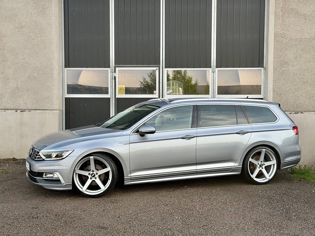 Volkswagen Passat 2.0 TDI 190HK 4Motion R-line Executive paket Värmare 