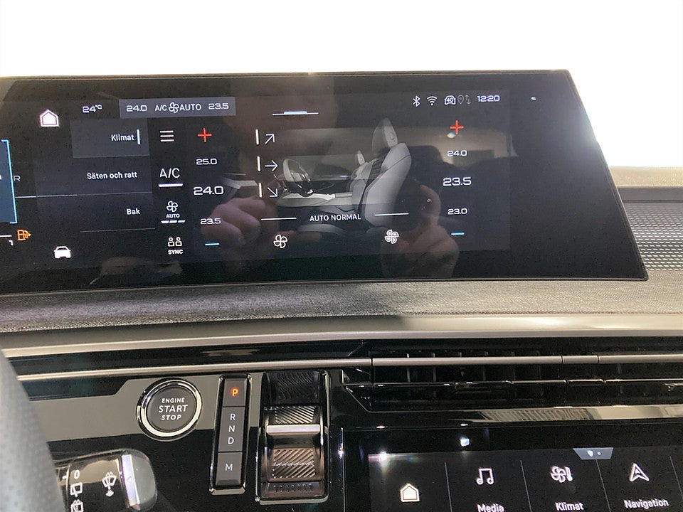 Bild på Peugeot 5008 GT Hybrid 1.2 PT 145hk Aut 7-SITS B-KAMERA NAV