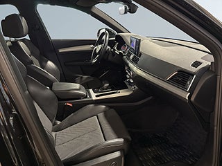 Audi Q5 40 TDI quattro Aut S line Sport Ed Drag Dvärm S/V-hjul – bild 10