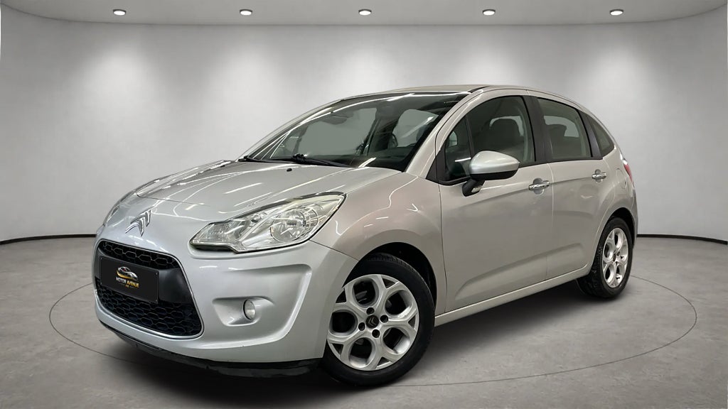 Citroen C3 1.2 PureTech VTi 82 NY SERVAD NY BESIKTAD Dragkrok