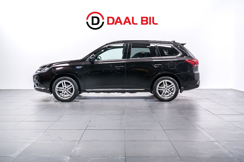 Mitsubishi Outlander PHEV CVT 4WD 203HK 100 YEARS EDITION P-VÄRM DRAG 360°