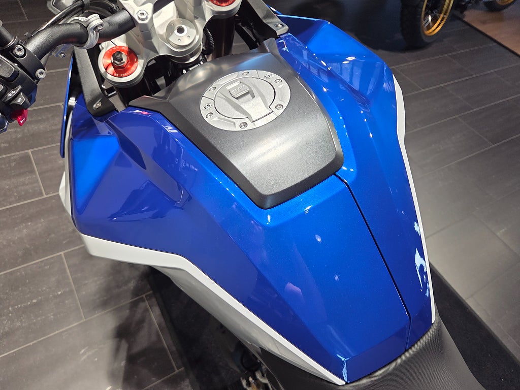 BMW F900GS /DEMO-Kampanj/SPARA: 30.095kr!/Ca 100 mil