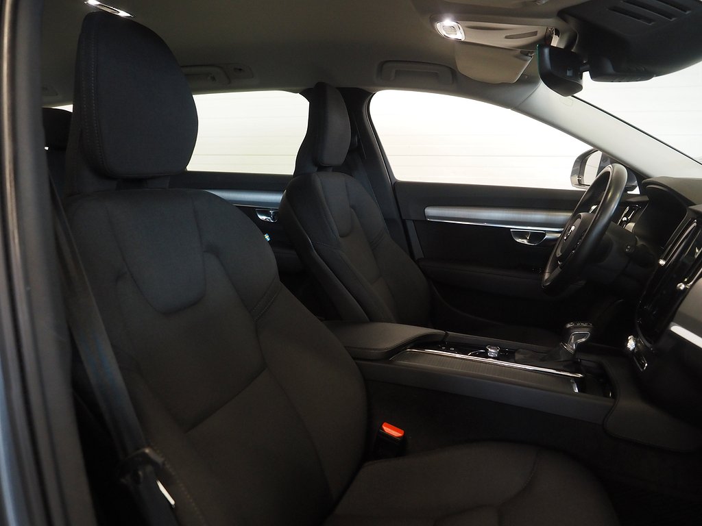 Volvo V90 T4 Geartronic Momentum Drag Kamera Navi Värmare 2019