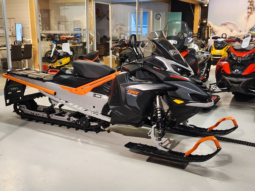 Lynx 49 Ranger PRO 600R E-TEC *Momsad* 