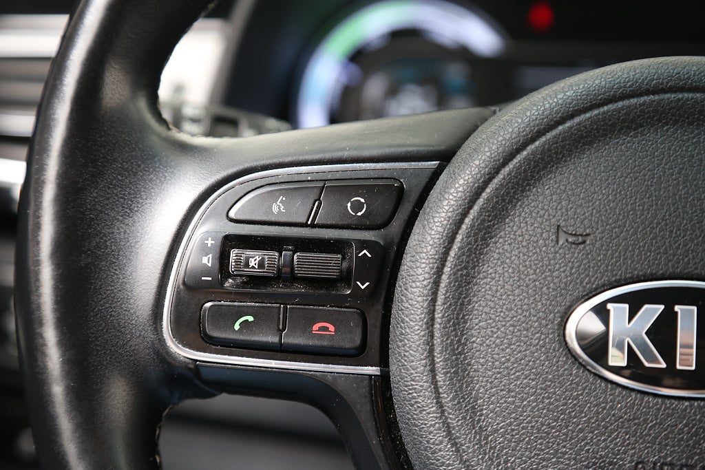 Kia Niro P-HEV 141hk Advance Plus Aut Motorv Dragkrok 2018