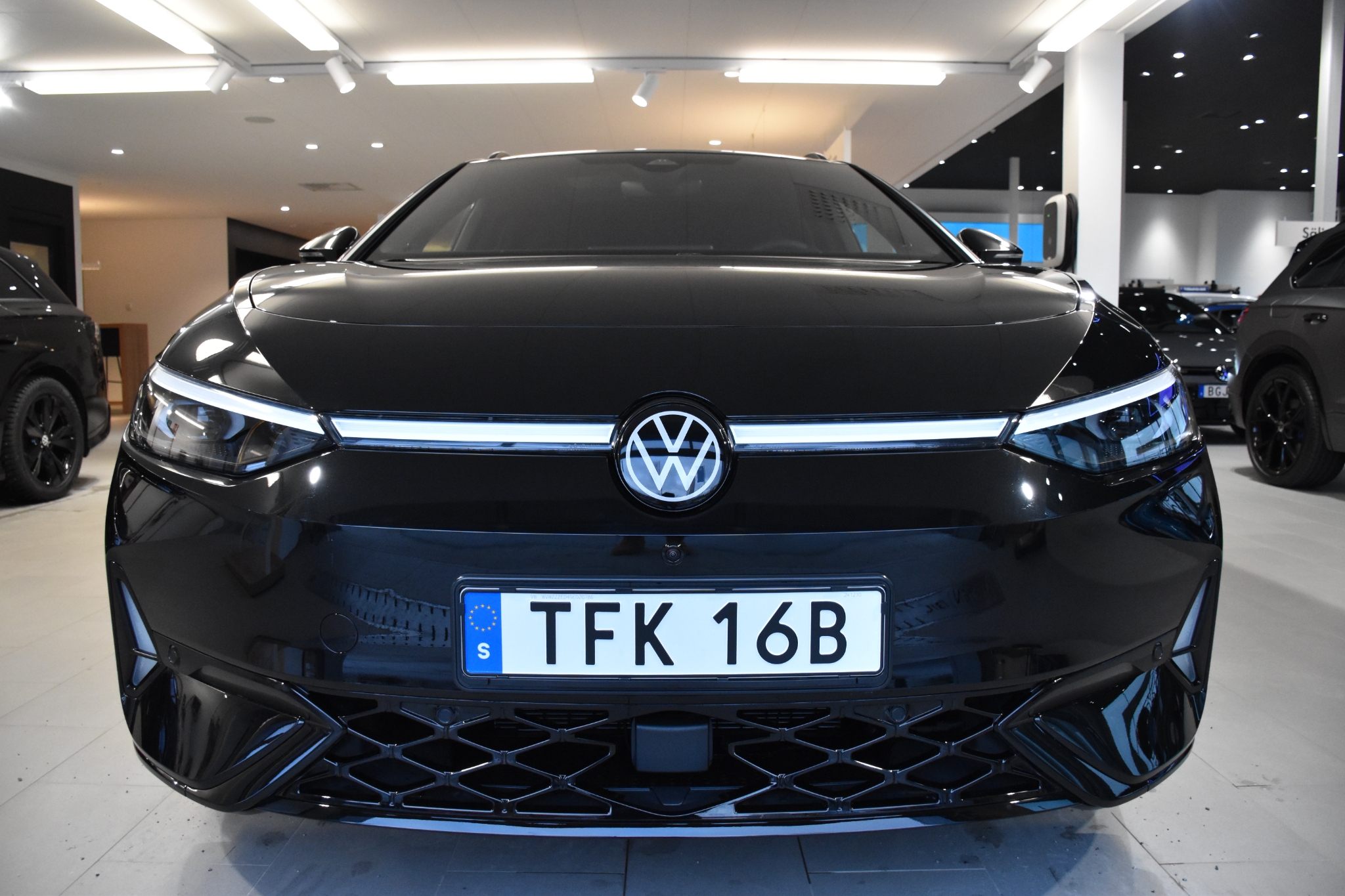 Volkswagen ID.7 GTX Tourer 340hk 2026, kuva 3/55