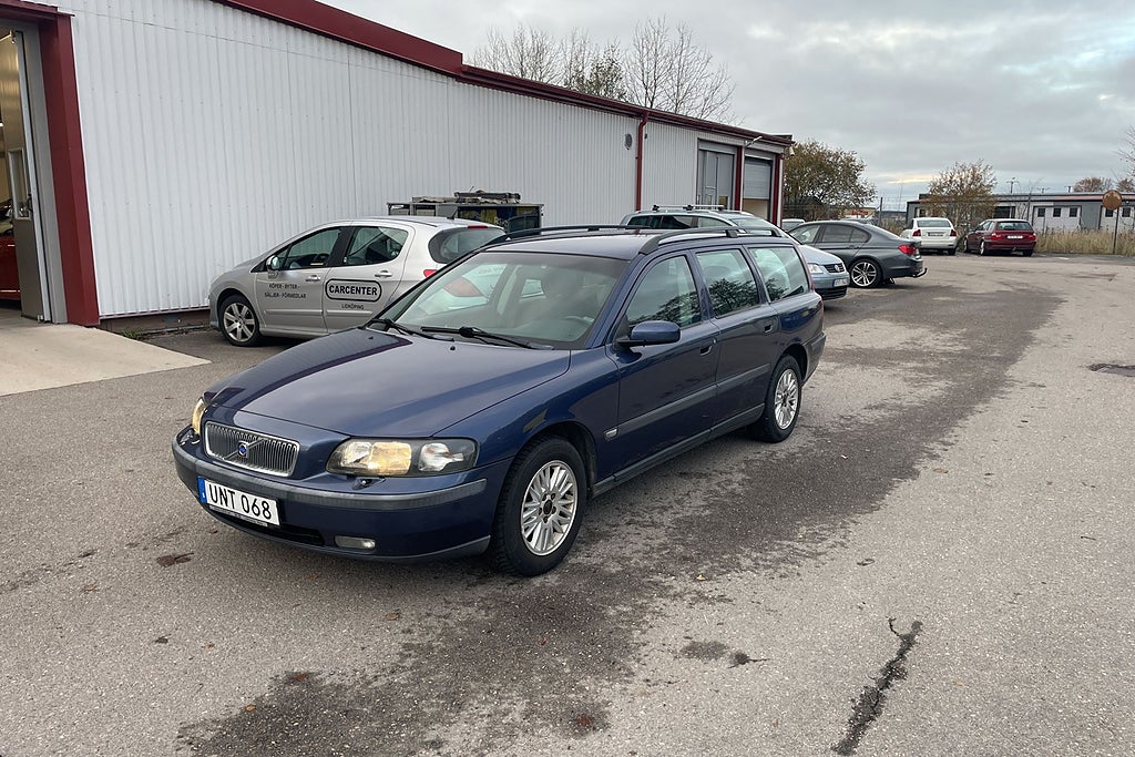 Volvo V70 2.4 Manuell, 140hk, 2004