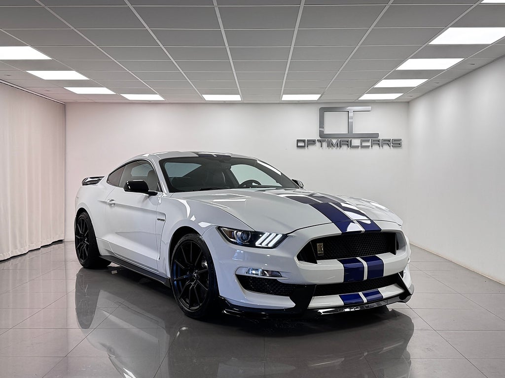 Ford Mustang Shelby GT350 Cobra 533HK Voodoo Lågmil Unik