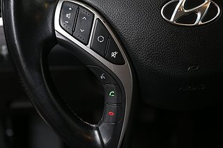 Halvkombi Hyundai i30 12 av 24