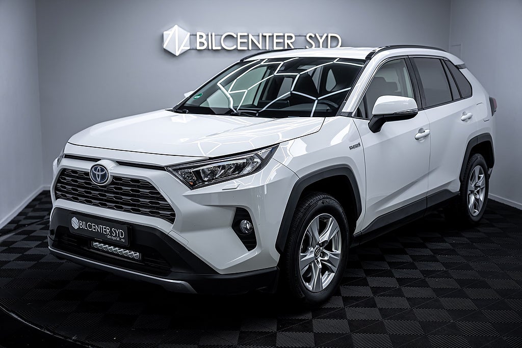 Toyota RAV4 Hybrid AWD|MOMS|Kamera|Adpt-farthållare|222hk