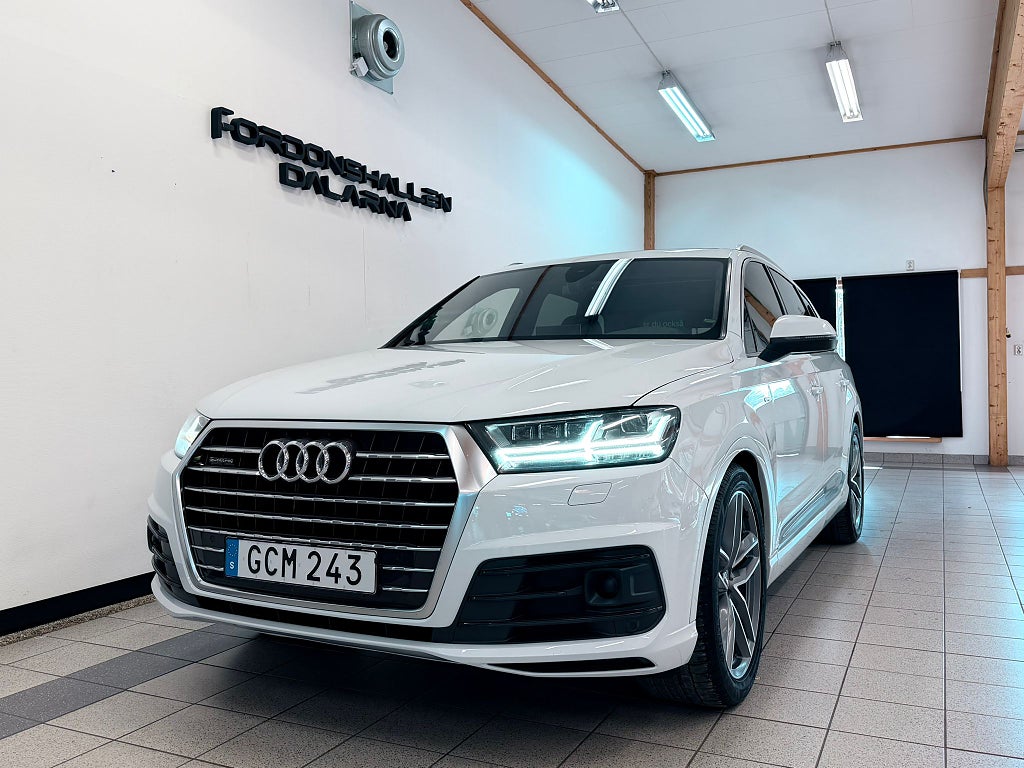 Audi Q7 7 SITS  3.0 TDI V6 quattro S line / Pano / 272 HK/ Luft