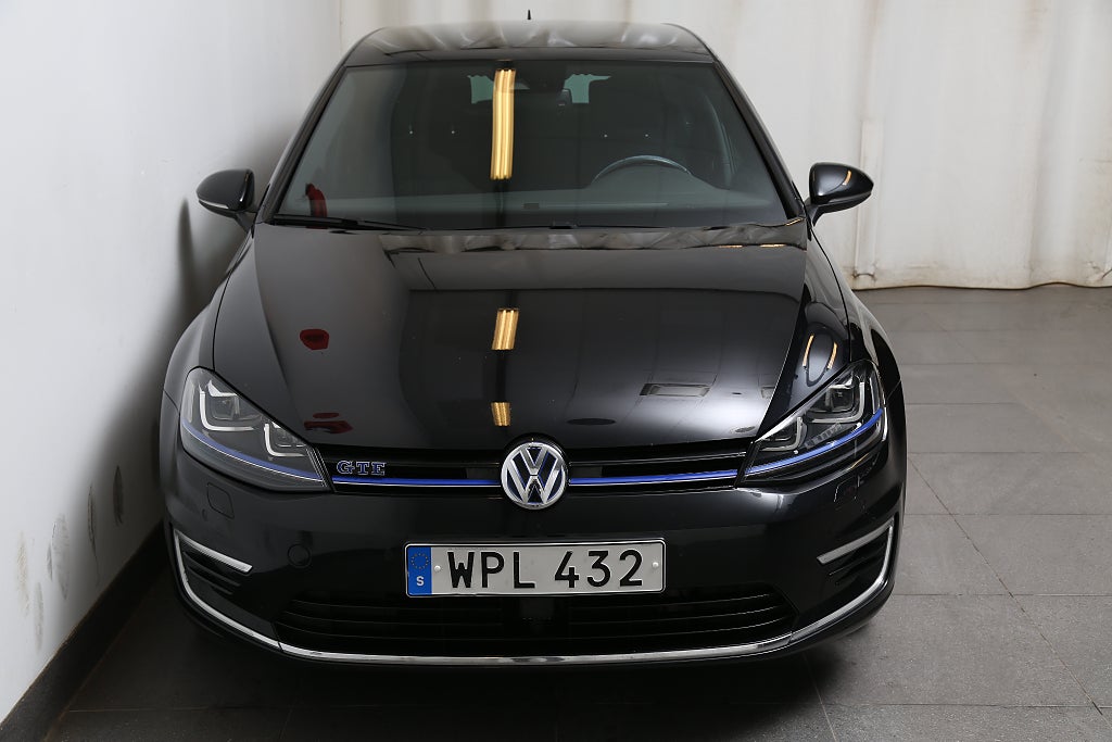 Volkswagen Golf GTE 1,4 TSI Plug-in 204hk DSG Kamera Värmare Dragkrok 2016