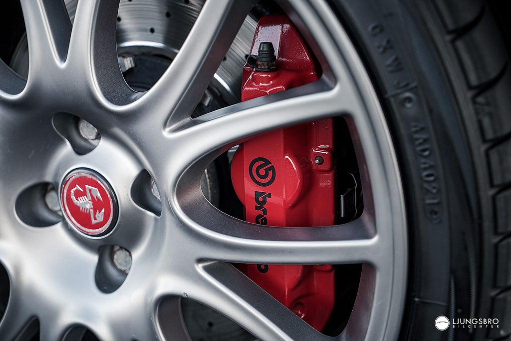 Abarth 595 1.4 Competizione 180hk / Sportavgas / SE SPEC
