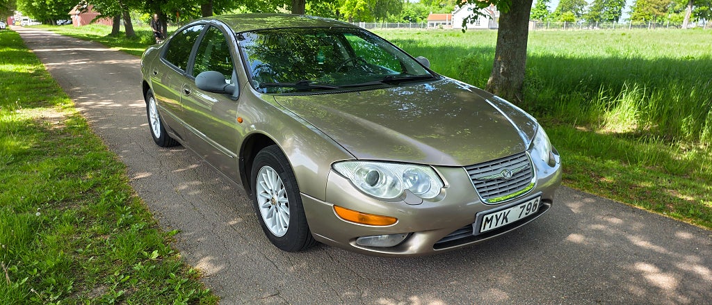 Chrysler 300 M 3.5 V6 Svensksåld, Skinn, Ny besiktigad 