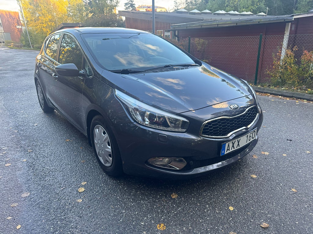 Kia Ceed cee'd 1.6 CRDi EX Comfort Euro 5