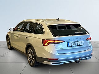 Skoda Octavia Scout 2.0 TDI SCR Rattvärme/Backkamera/Adaptiv Fart/Drag/SoV – bild 5