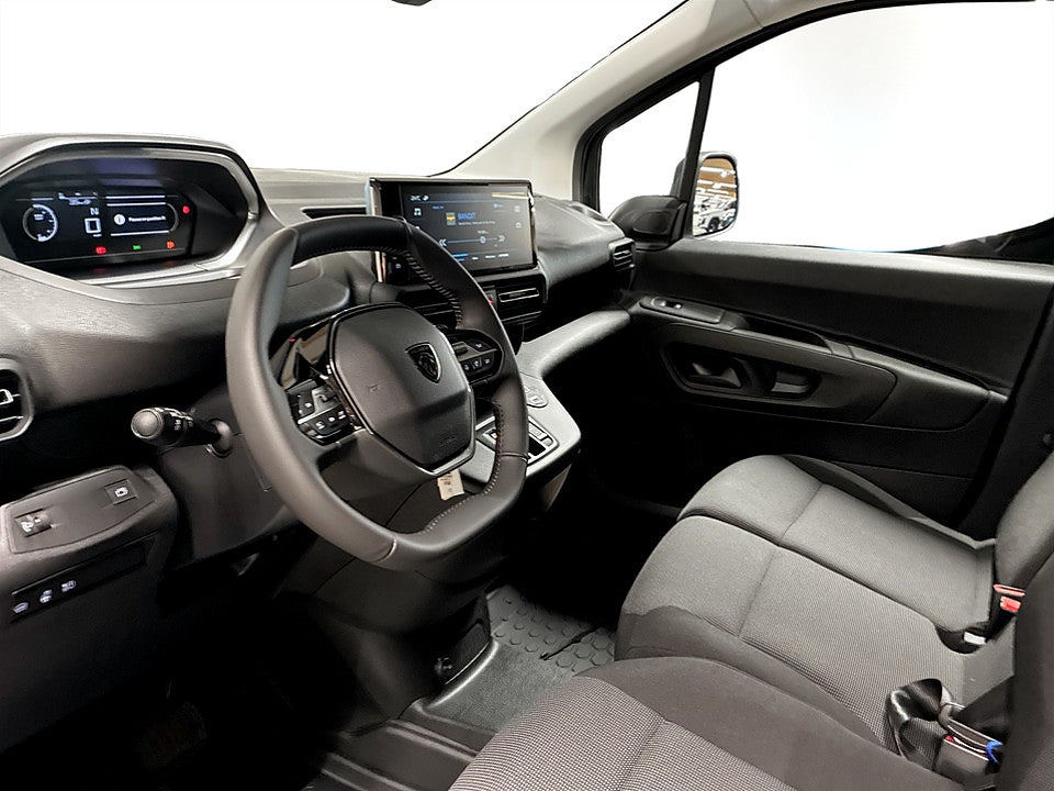 Bild på Peugeot Partner 130hk Aut L2 - EDITION! SERVICE & VINTERHJUL INGÅR!