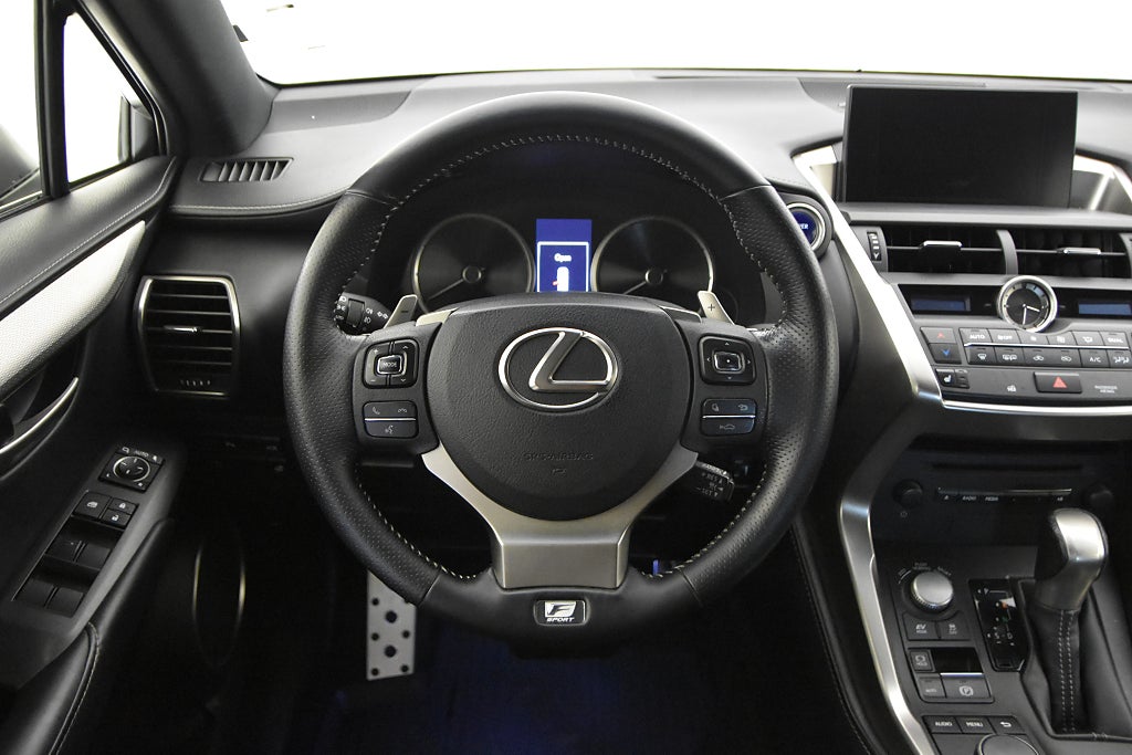 Lexus NX300h 2017 - miniatyr 11