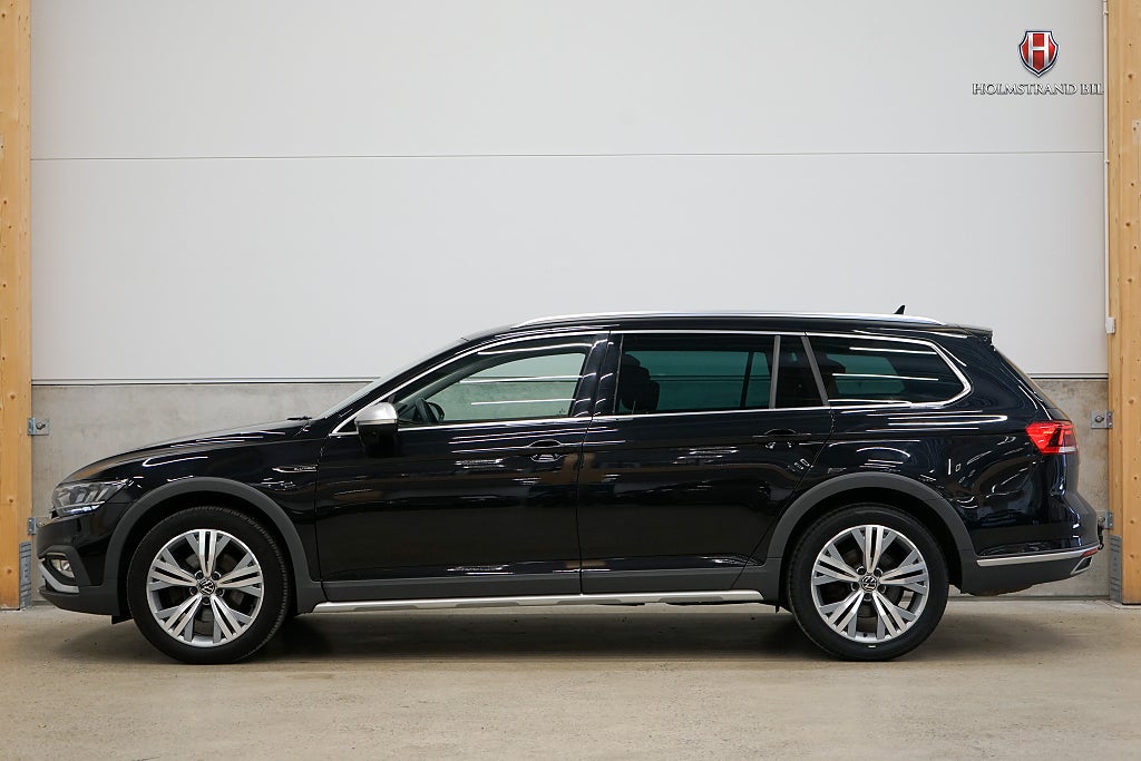 Volkswagen Passat Alltrack 2.0 TDI 4Motion Dvärme Drag Kamera Adapt-fart GPS MOMS 