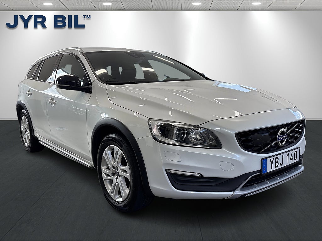 Volvo V60 Cross Country D4 AWD Summum Business Edition/Backkamera/