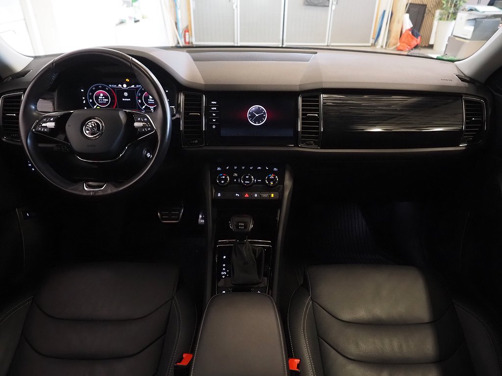 Skoda Kodiaq 2.0 TDI 200hk 4x4 | 7-sits |Drag|D-värm|Pano| 2021