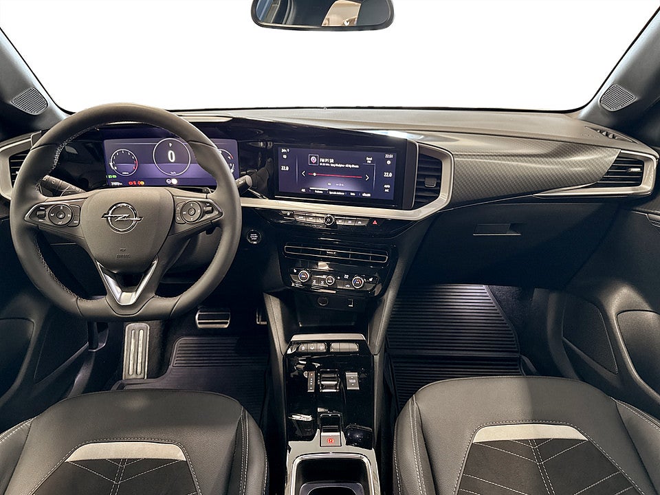 Bild på Opel Mokka Ultimate 1.2 Turbo 130hk Aut B-KAMERA CARPLAY