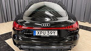 Audi E-tron GT har en systemeffekt på 476 hästkrafter. 