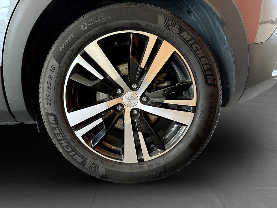 Bild på Peugeot 3008 GT 1.2 PT 130hk Aut - B-KAMERA,NAVI,CARPLAY