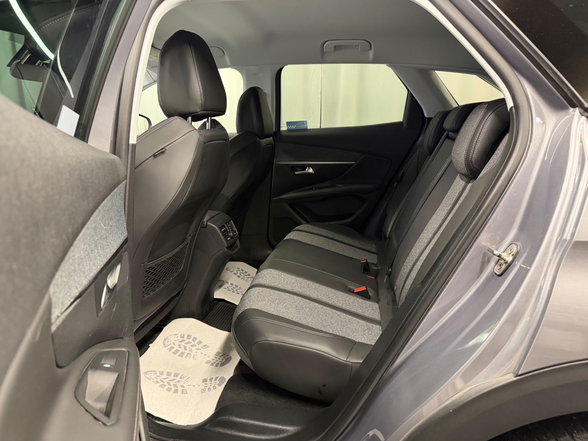 Peugeot 3008 2018, bild 6/10