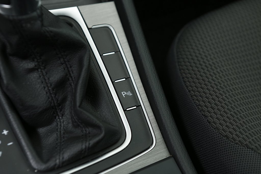 Volkswagen Golf 1,4 TSI 122hk Masters DSG 5D Kamera Dragkrok 2014