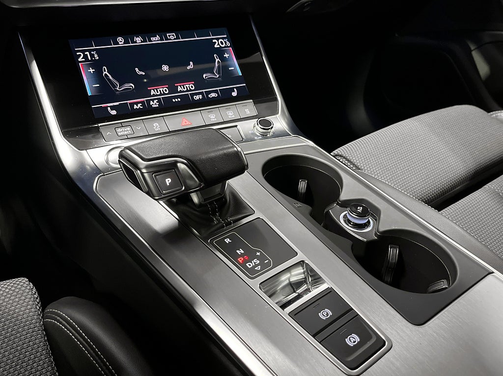 Audi A6 Avant 40 quattro 2.0 TDI S Tronic S-Line Drag/Värmare – bild 14