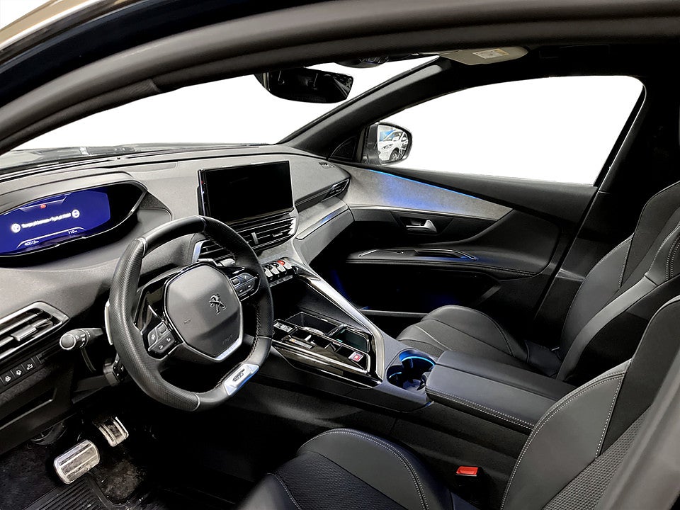Bild på Peugeot 3008 GT 1.2 PT 130hk Aut B-KAMERA CARPLAY