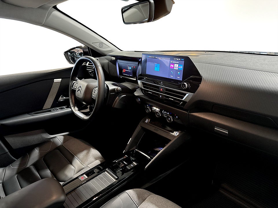 Bild på Citroën C4-X Shine 1.2 PT 130hk Aut B-KAMERA CARPLAY