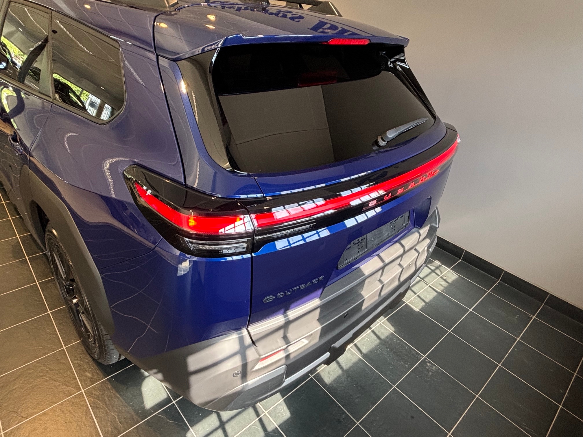 Subaru E-Outback 74.7 kWh AWD LIMITED 2026, bild 4/38