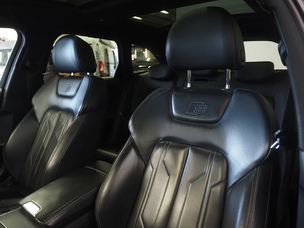 Audi A6 Avant 55 TFSI e quattro S-Line Pano 360° B&O Skinn Drag 2021