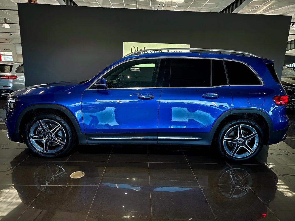 Mercedes-Benz GLB 220 d 4MATIC AMG Värmare Drag Advanced Plus - bild 2