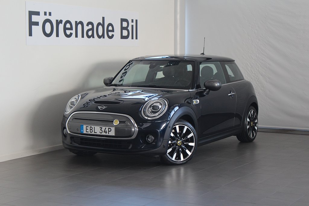 MINI Cooper SE / Panorama / B.kamera / HK / CarPlay / Läder