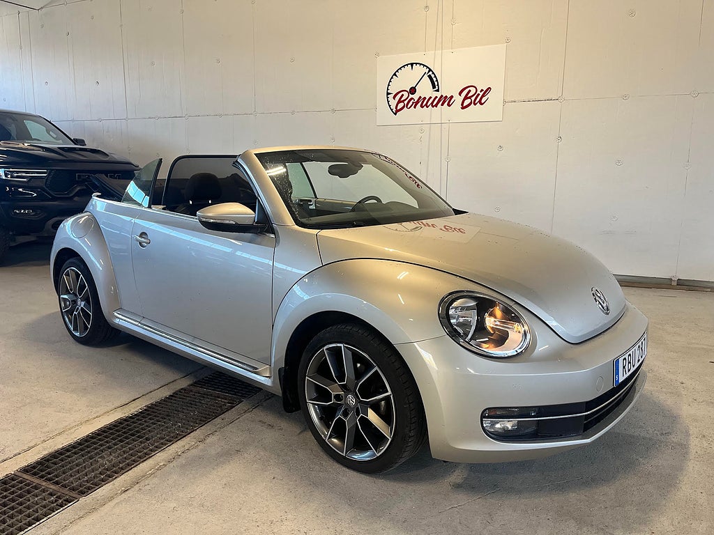 Volkswagen Beetle Cabriolet 1.2 TSI BMT Base Euro 6 Låga mil