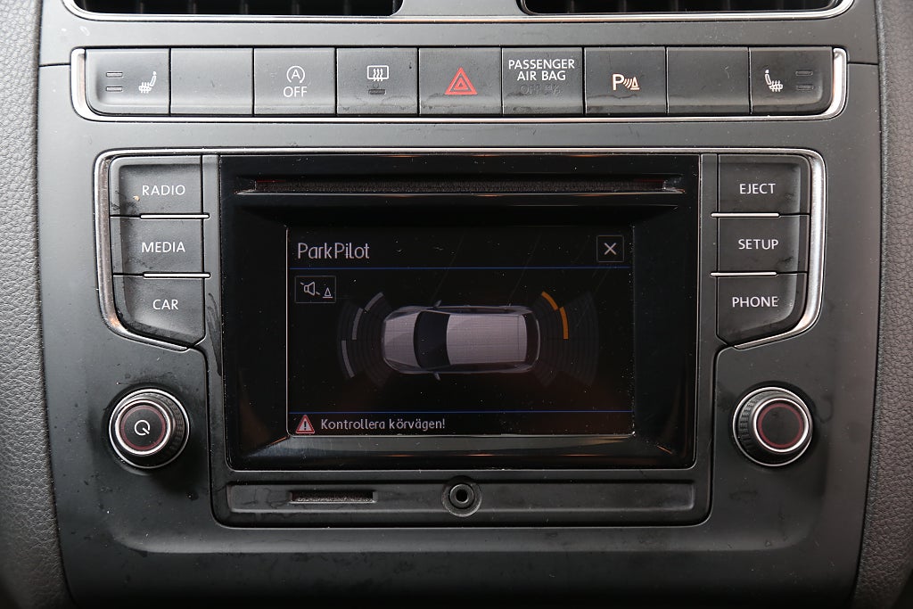 Volkswagen Polo 1,2 TSI 90hk Base 5-dörrar P-sensorer 2017