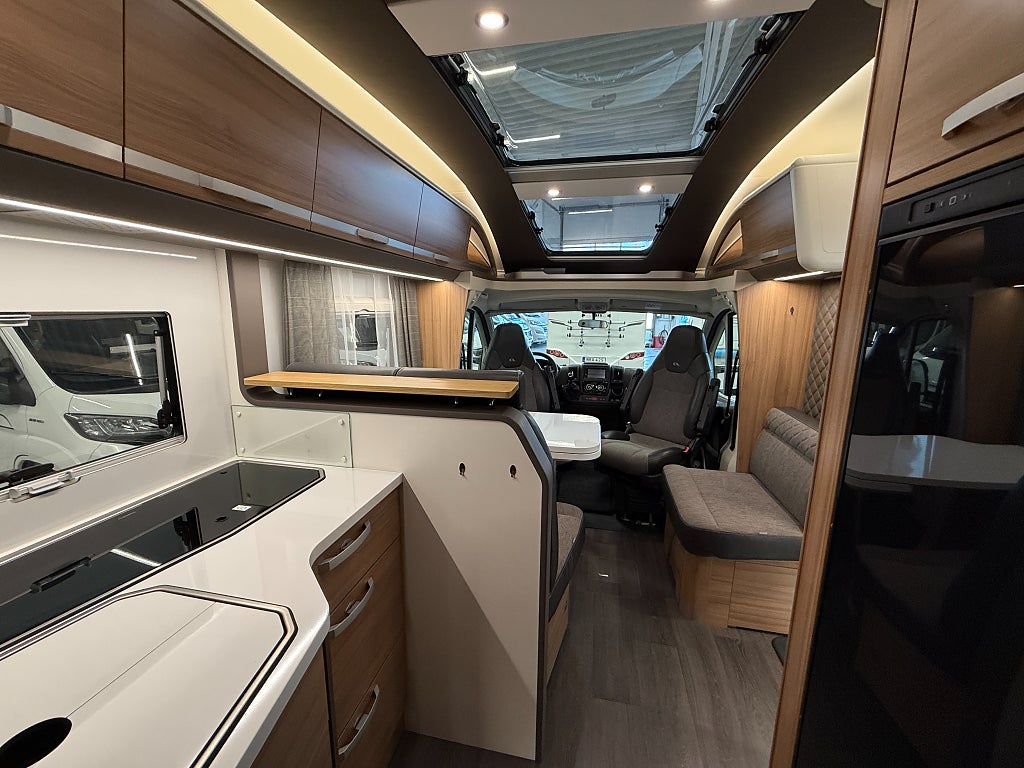 Adria Coral 670 SL Nordkapp *ALDE*Långbäddar*3500kg*
