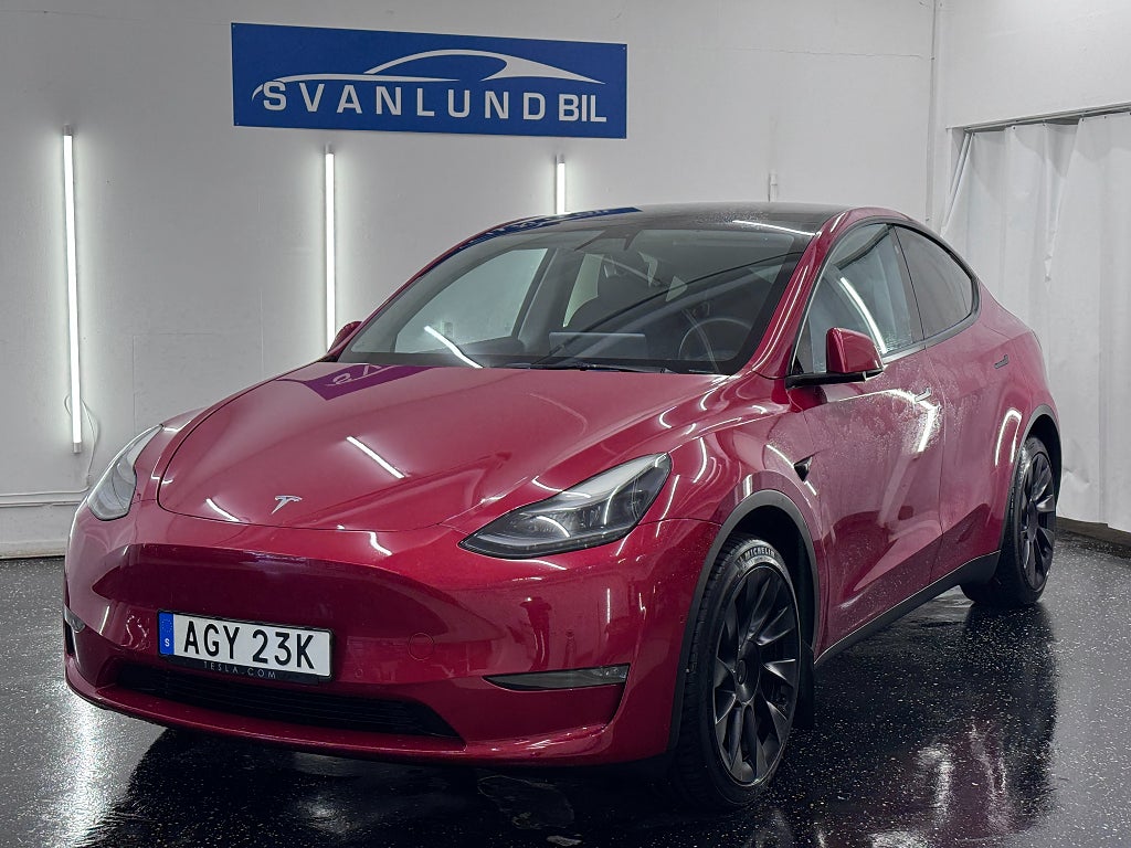 Tesla Model Y Long Range AWD Long Range / 1 ägare / Dragkrok
